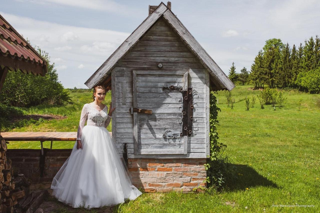 Pensjonat Agroturystyczny Pod Modrzewiem Bed & Breakfast Florczaki Bagian luar foto