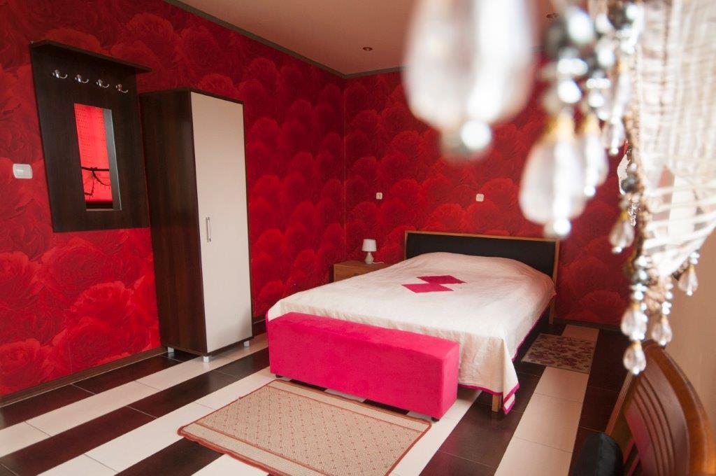Pensjonat Agroturystyczny Pod Modrzewiem Bed & Breakfast Florczaki Bagian luar foto